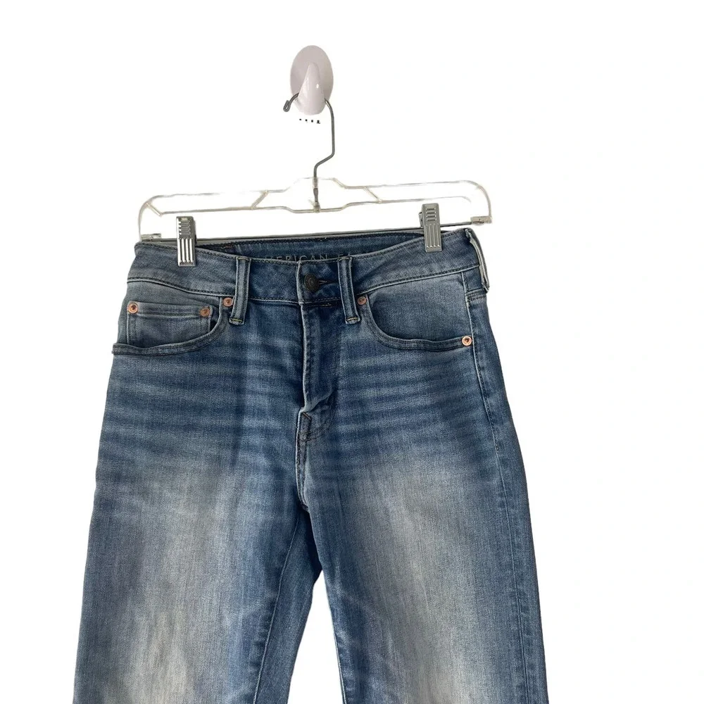American‎ Eagle Men's Size 26 X 30 Airflex + Temp Tech Light Wash Slim Jeans